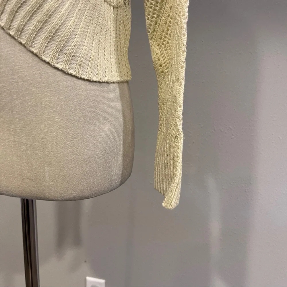 Cream Open-Front‎ Knit crop Sweater size small